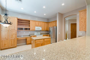 4136 E Turnberry Dr, Gilbert, AZ 85298 photo 11