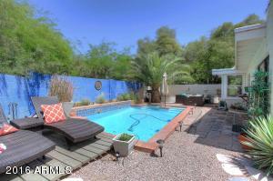 1914 E Winter Dr, Phoenix, AZ 85020 photo 1