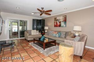 1914 E Winter Dr, Phoenix, AZ 85020 photo 4