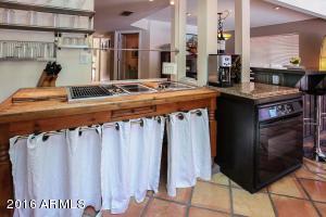1914 E Winter Dr, Phoenix, AZ 85020 photo 9