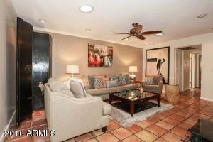 1914 E Winter Dr, Phoenix, AZ 85020 photo 5