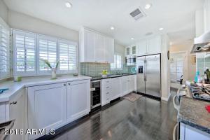 4634 N 34th Pl, Phoenix, AZ 85018 photo 9