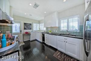 4634 N 34th Pl, Phoenix, AZ 85018 photo 8
