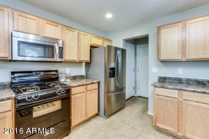 2242 S Buckaroo Trl, Gilbert, AZ 85295 photo 16