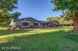 2263 E Appleby Rd, Gilbert, AZ 85298 photo 4