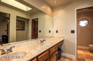 2263 E Appleby Rd, Gilbert, AZ 85298 photo 19