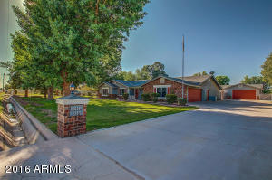 2263 E Appleby Rd, Gilbert, AZ 85298 photo 2