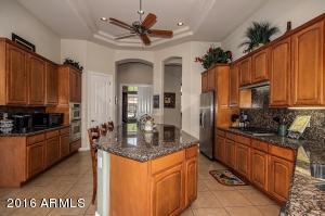 361 E Vermont Dr, Gilbert, AZ 85295 photo 9