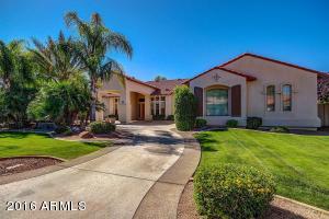 361 E Vermont Dr, Gilbert, AZ 85295 photo 1