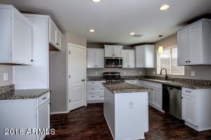 7890 S Sorrell Ln, Gilbert, AZ 85298 photo 10