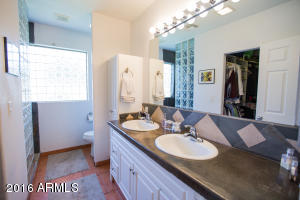820 E Belmont Ave, Phoenix, AZ 85020 photo 11