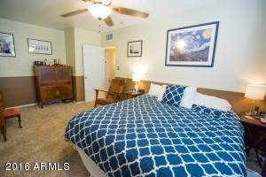 820 E Belmont Ave, Phoenix, AZ 85020 photo 9