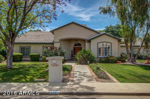 4505 Enrose St, Mesa, AZ 85205 photo 4