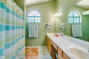 819 E Vaughn Ave, Gilbert, AZ 85234 photo 18
