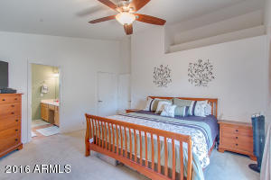819 E Vaughn Ave, Gilbert, AZ 85234 photo 16