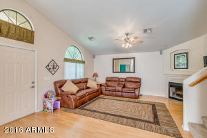 819 E Vaughn Ave, Gilbert, AZ 85234 photo 5