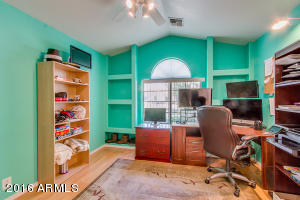 819 E Vaughn Ave, Gilbert, AZ 85234 photo 13