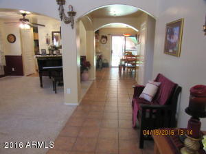 763 E Iris Dr, Gilbert, AZ 85296 photo 2