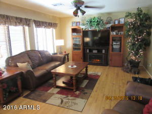 763 E Iris Dr, Gilbert, AZ 85296 photo 3