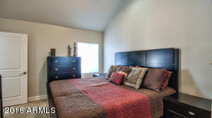 802 E Amelia Ave, Phoenix, AZ 85014 photo 19
