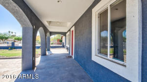 802 E Amelia Ave, Phoenix, AZ 85014 photo 2