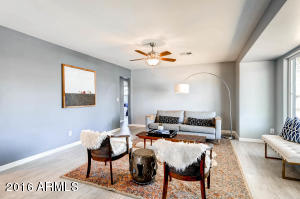 929 E Cavalier Dr, Phoenix, AZ 85014 photo 5
