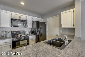 129 E Anderson Ave, Phoenix, AZ 85022 photo 12