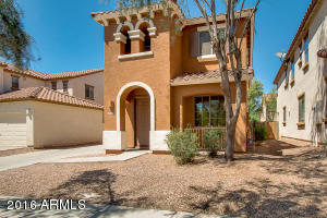 3784 E Sebastian Ln, Gilbert, AZ 85297 photo 3