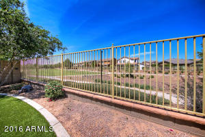 1402 E Parkview Dr, Gilbert, AZ 85295 photo 24