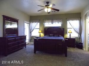 1055 E Stottler Ct, Gilbert, AZ 85296 photo 14