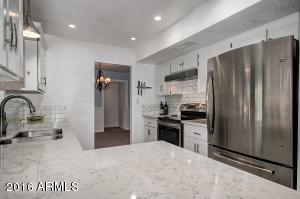 2427 E Geneva Dr, Tempe, AZ 85282 photo 8