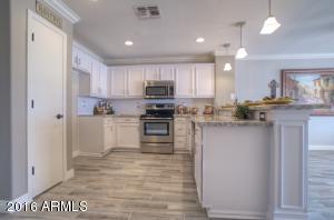 2026 S Weaver Dr, Apache Junction, AZ 85120 photo 9