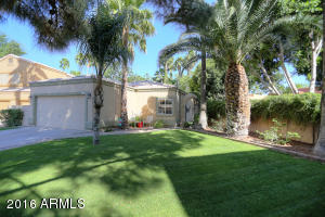 1551 E Beacon Dr, Gilbert, AZ 85234 photo 1