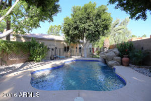 1551 E Beacon Dr, Gilbert, AZ 85234 photo 3