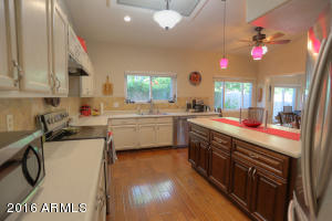 1551 E Beacon Dr, Gilbert, AZ 85234 photo 12