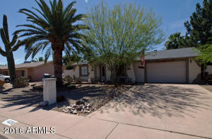 4039 E Winchcomb Dr, Phoenix, AZ 85032 photo 2