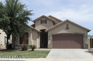 3562 E Meadowview Dr, Gilbert, AZ 85298 photo 1