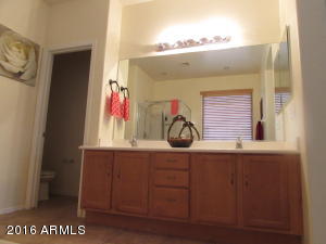 3562 E Meadowview Dr, Gilbert, AZ 85298 photo 18
