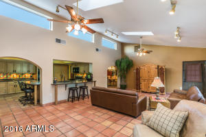 313 E Braeburn Dr, Phoenix, AZ 85022 photo 7
