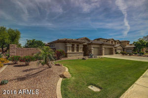 462 E Julian Dr, Gilbert, AZ 85295 photo 2