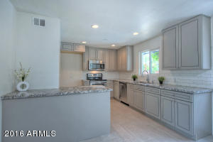 1027 E Vine Ave, Mesa, AZ 85204 photo 1
