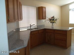 703 E Glenhaven Dr, Phoenix, AZ 85048 photo 4