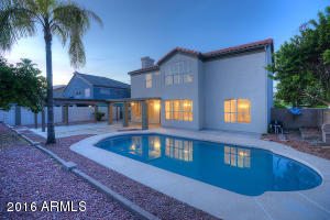 561 W Meseto Ave, Mesa, AZ 85210 photo 9