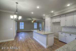 561 W Meseto Ave, Mesa, AZ 85210 photo 7