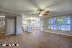 561 W Meseto Ave, Mesa, AZ 85210 photo 8