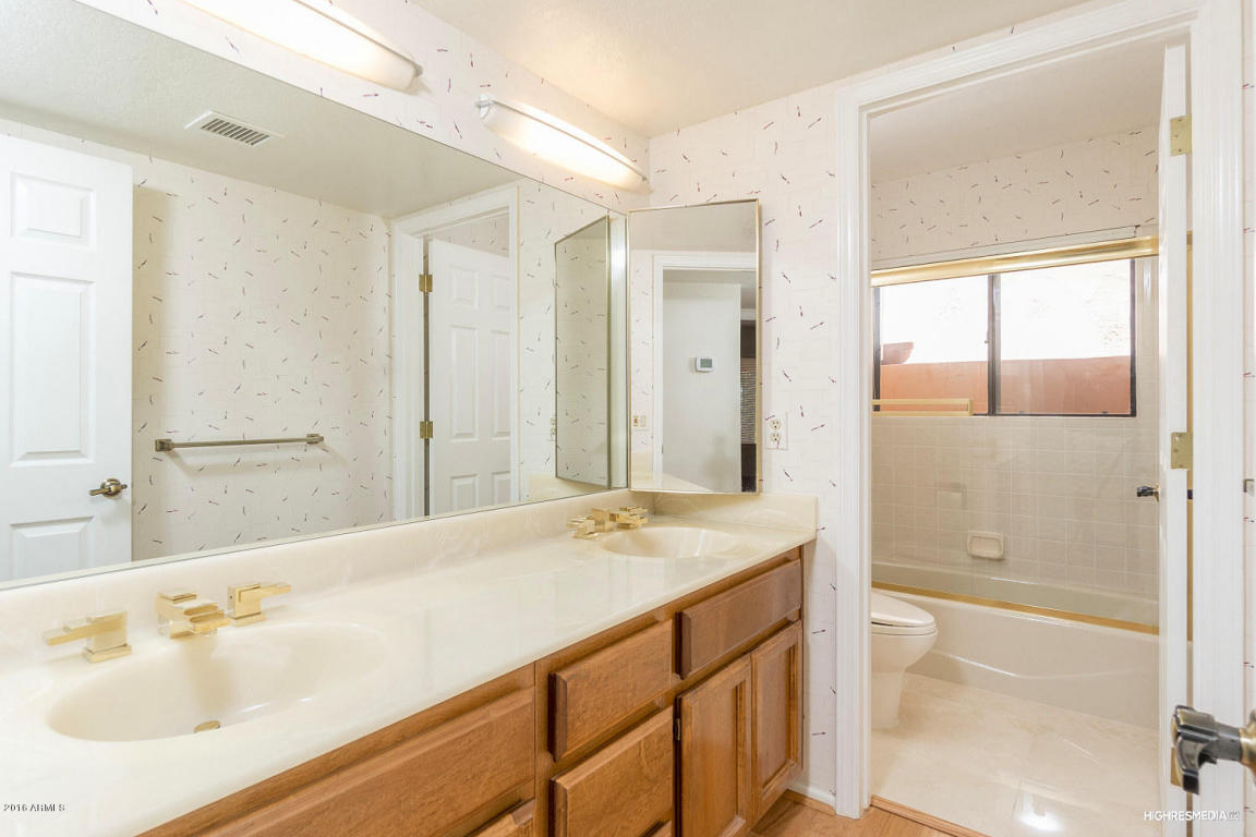 3122 E Claremont Ave, Phoenix, AZ 85016 photo 10