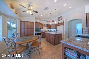 18120 E Vencino St, Gilbert, AZ 85298 photo 7