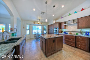 18120 E Vencino St, Gilbert, AZ 85298 photo 9