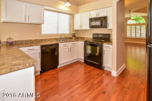 325 E Page Ave, Gilbert, AZ 85234 photo 11