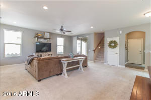 3312 E Orchid Ln, Gilbert, AZ 85296 photo 4